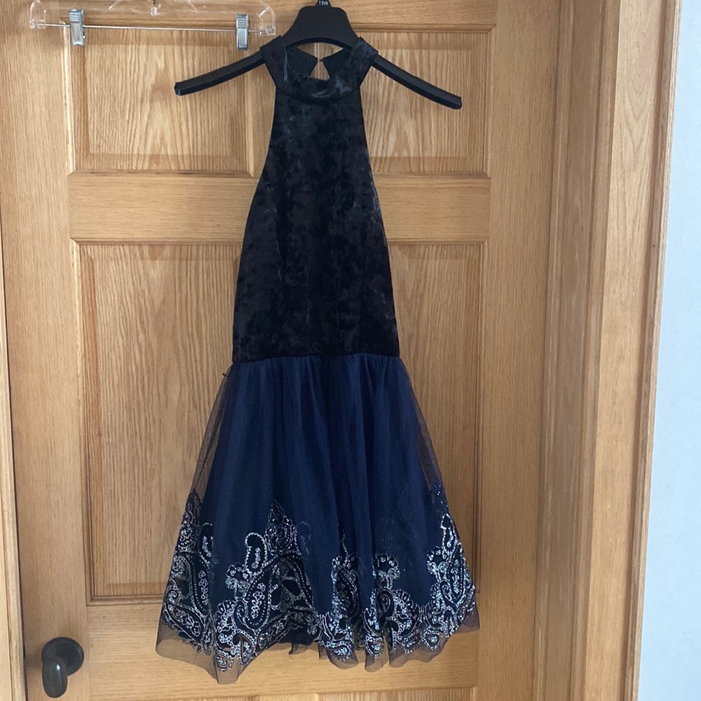 Homecoming dress NWT size 9